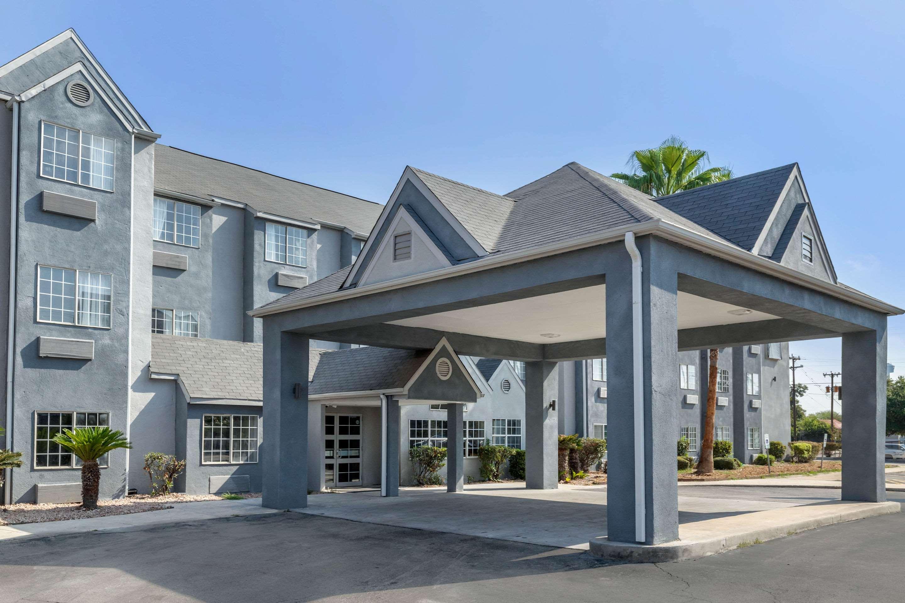 Quality Inn Downtown - Near Market Square Σαν Αντόνιο Εξωτερικό φωτογραφία